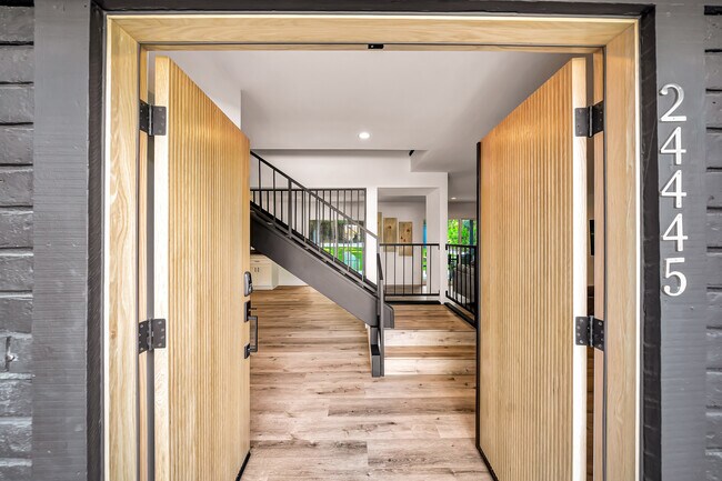Building Photo - 24445 Clipstone St