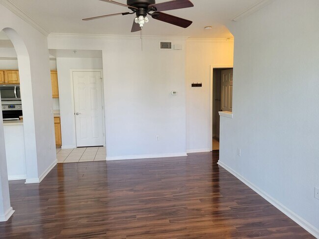 Foto del edificio - 3 Bedroom Beautiful Condo in Mirabella Com...