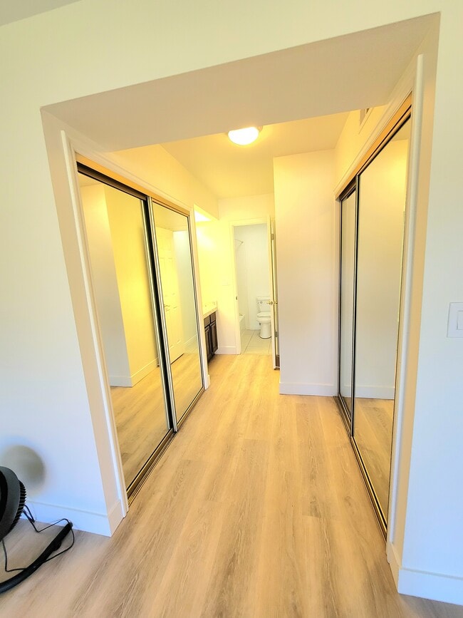 Foto del edificio - 300 W 2025 S