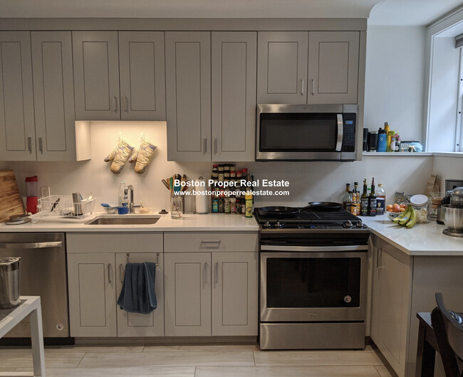 Foto del edificio - 11 Ridgeway Ln