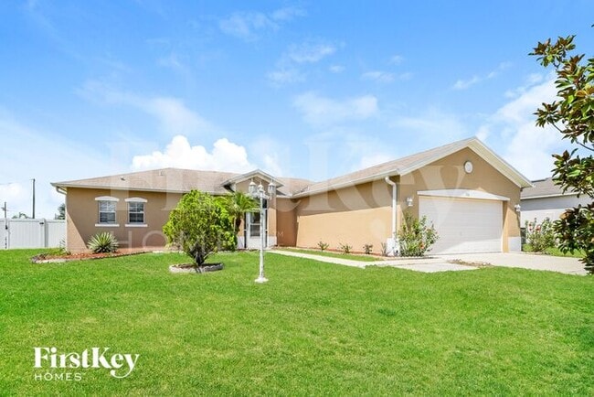 Building Photo - 958 Cumberland Dr