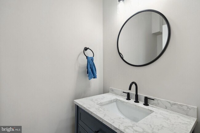 Foto del edificio - 2134 S Rosewood St