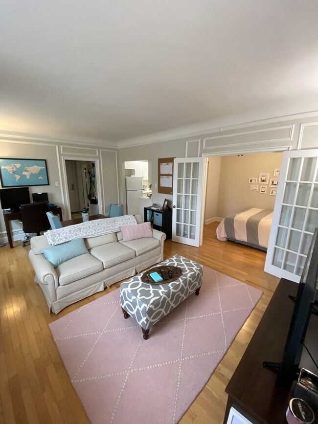 Foto del edificio - 10 W Elm St