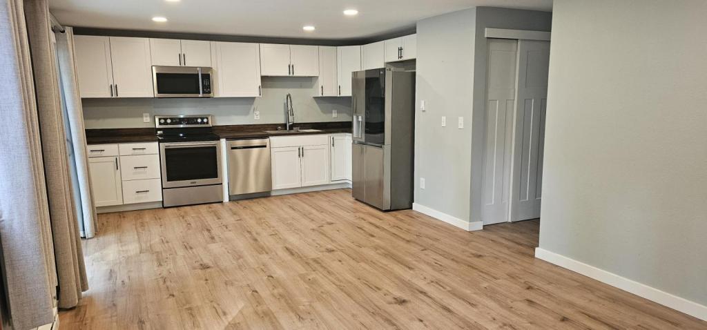 Foto principal - 7042 20th Ave SE