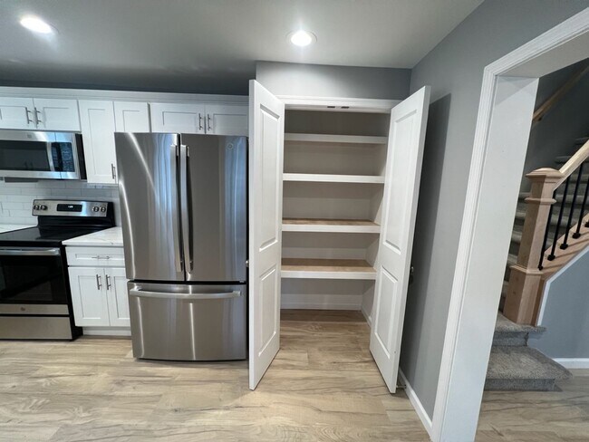 Building Photo - Awesome 3 bedroom 1.5 bath in Lower Macung...