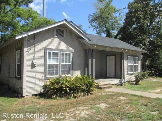 Building Photo - 3 br, 1 bath House - 711 Tech Drive