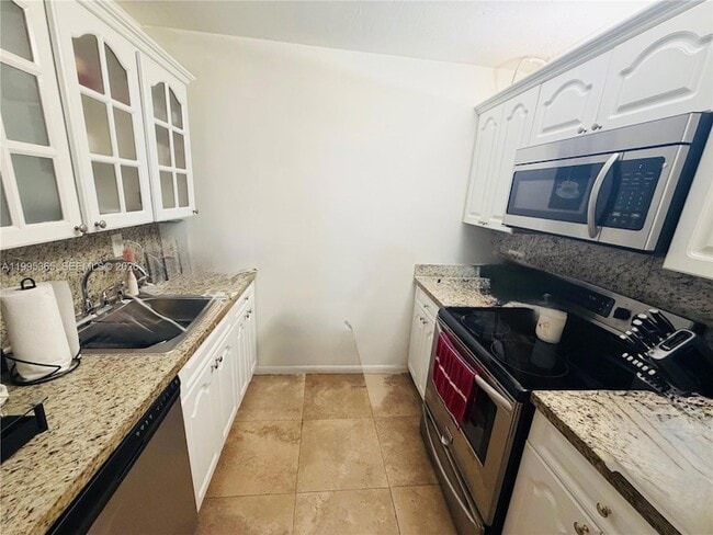 Foto del edificio - 8200 SW 210th St