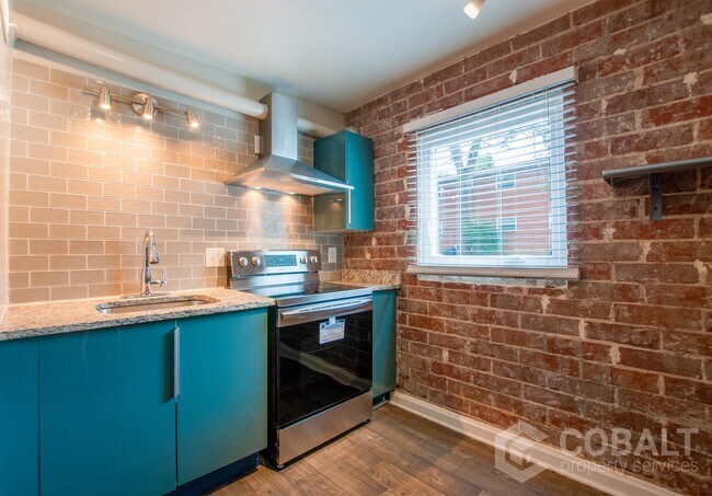 Foto del edificio - 235 Lampkin St NE
