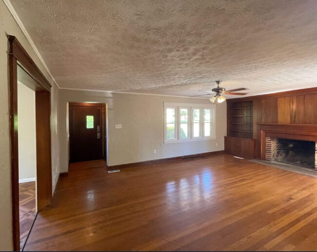 Foto del edificio - NOW AVAILABLE! - 510 Alameda Pl, Dayton, O...