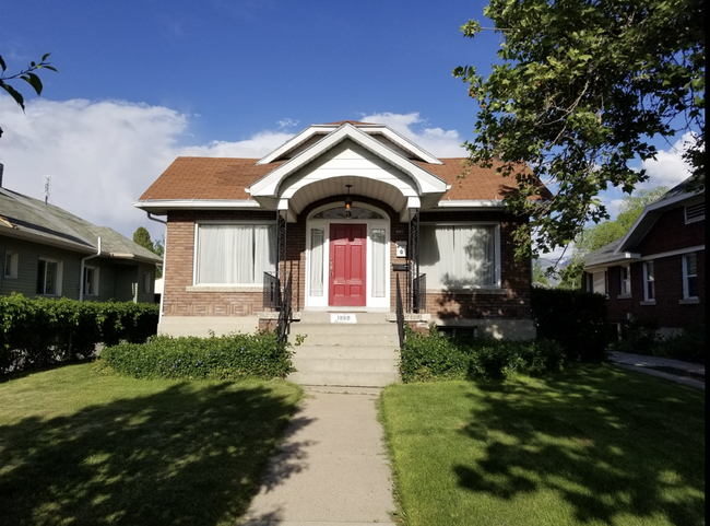 Building Photo - 1869 S 500 E