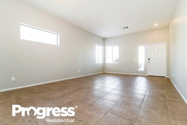 Foto del edificio - 6381 W Blackhawk Dr