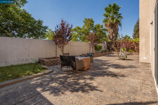 Building Photo - 4912 Cache Peak Dr
