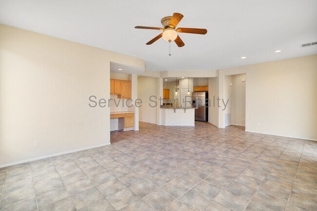 Building Photo - 4246 E Mia Ln
