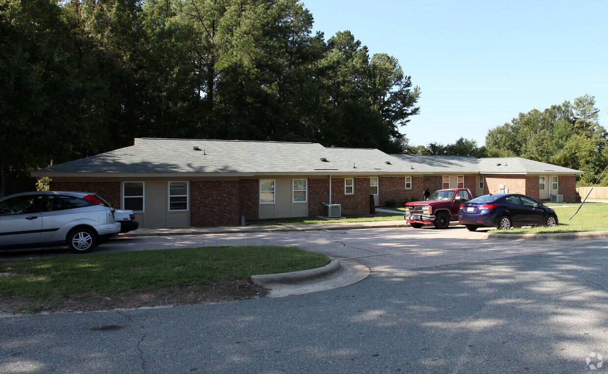 501503 Cook St, Wendell, NC 27591 Apartments in Wendell, NC