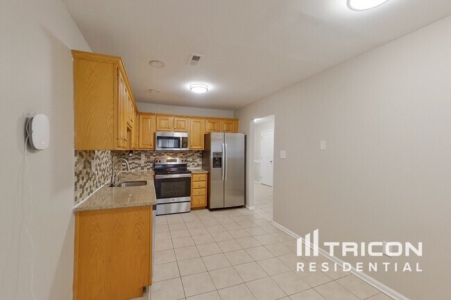 Foto del edificio - 96 Forrest Ct