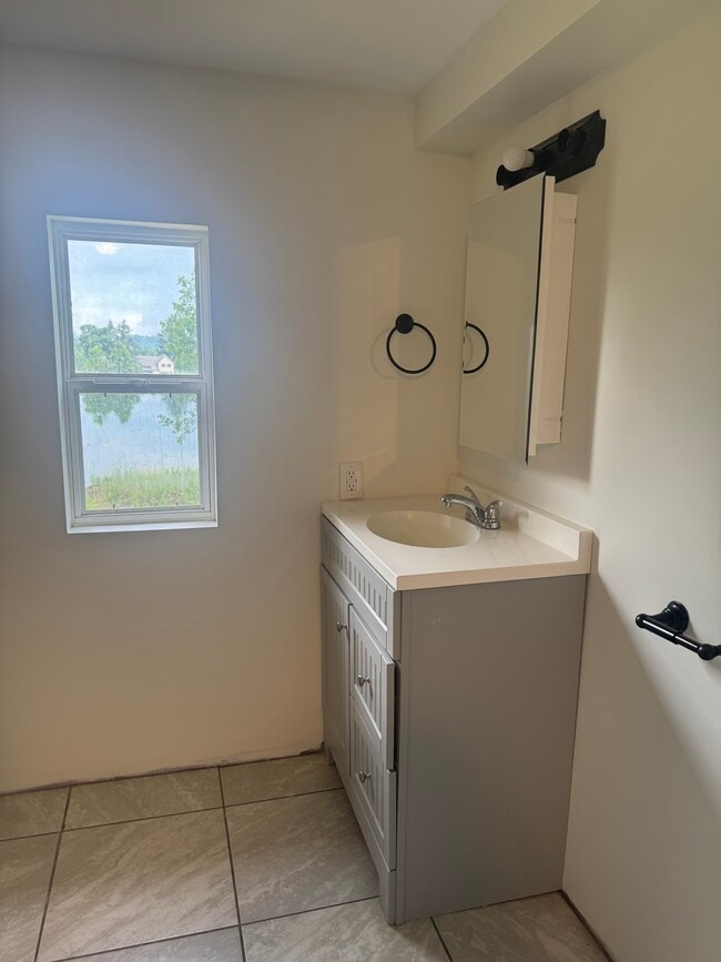 Foto del edificio - 7235 Henrietta Rd