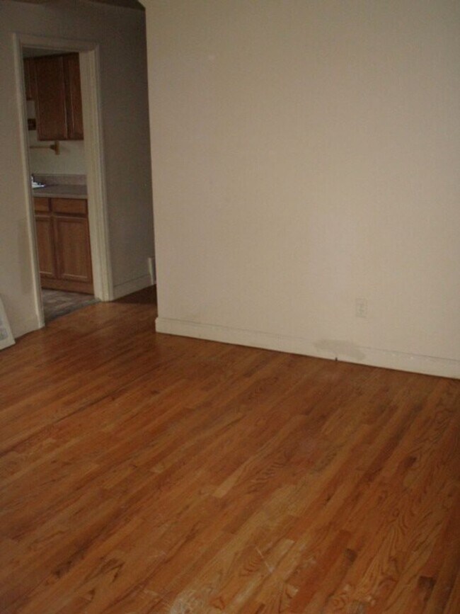 Building Photo - 23104 Brittany Ave