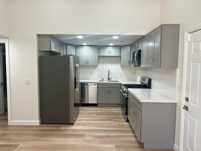 Foto del edificio - 4978 Hamilton St