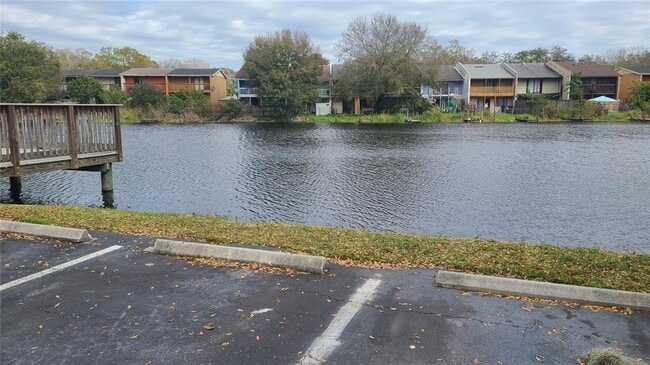 Building Photo - 7102 Waterside Dr