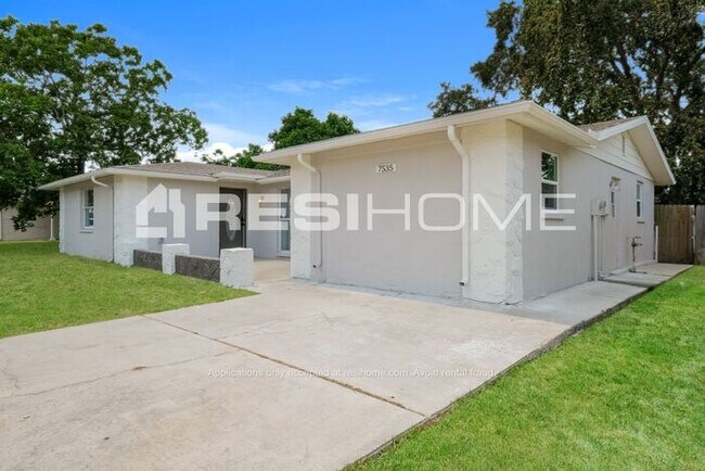 Building Photo - 7535 Arbordale Dr