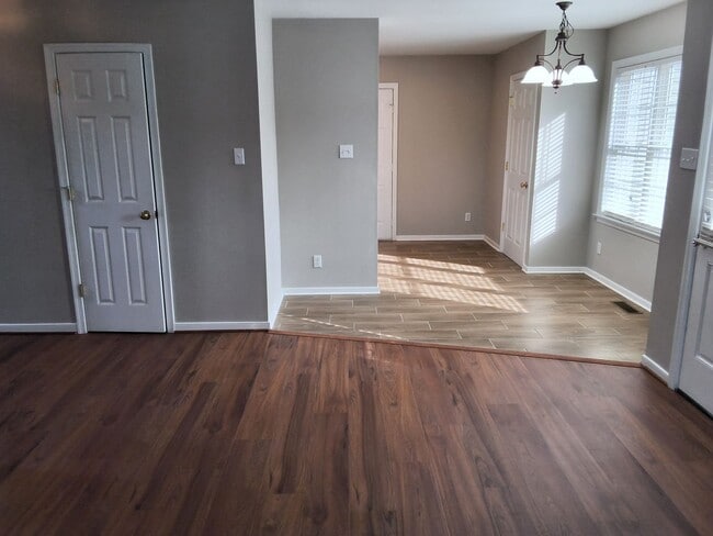 Building Photo - Chesterfield-Midlothian-Ashbrook Subdivision-Cosby High 4 Bed