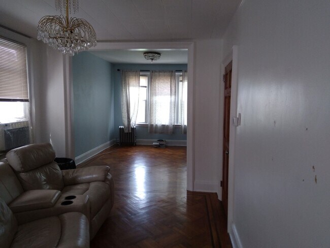 Foto del edificio - 83 Hague St