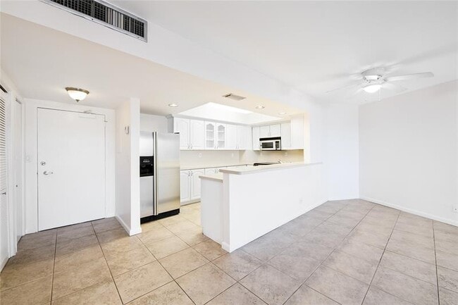 Foto del edificio - 3800 Galt Ocean Dr