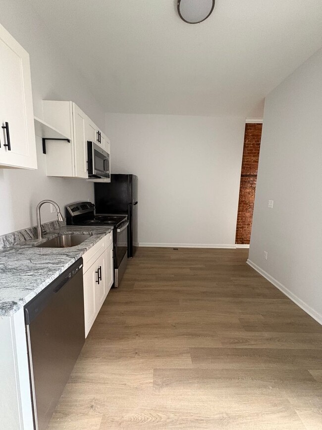 Photo - 2633 N Charles St Apartment