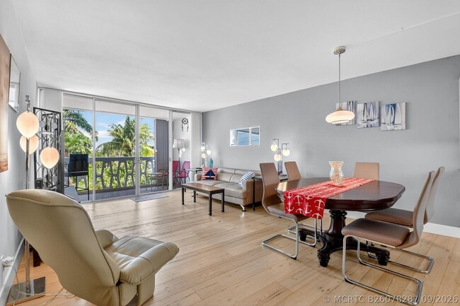 Foto del edificio - 2505 S Ocean Blvd