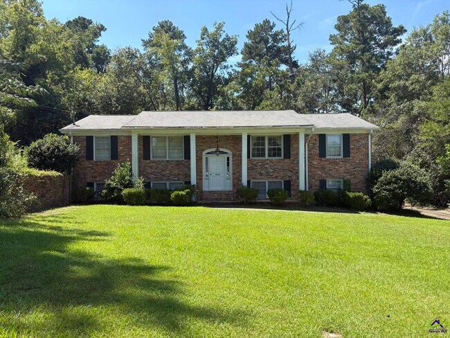 Foto del edificio - 1442 Maplewood Dr