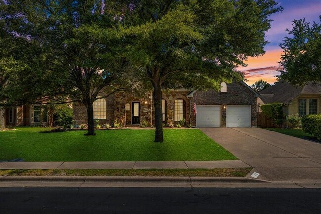 Foto del edificio - 2127 Clear Lake Pl
