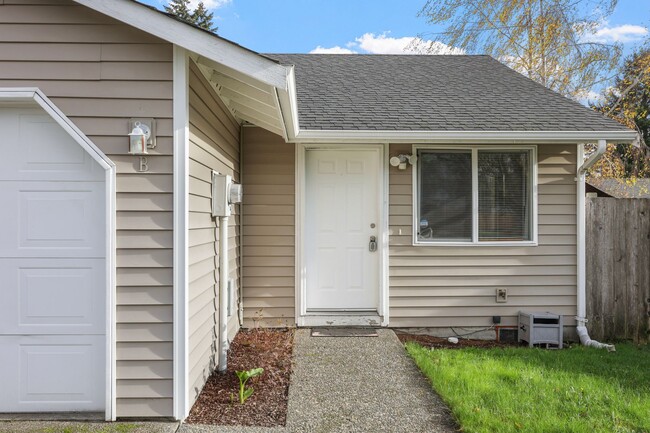 Building Photo - Move in Ready! Rambler duplex, 2 bed, 1 ba...