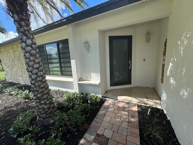 Foto del edificio - 1467 McDermott Ln
