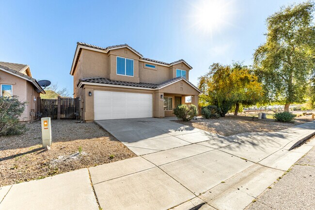 Building Photo - 6537 W Magnolia St