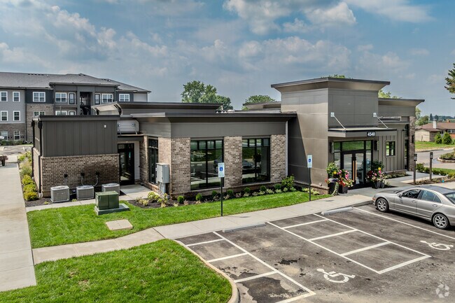 casa club - The Retreat at Canal Apartments