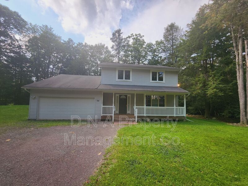 Foto principal - 708 Squirrel Cir