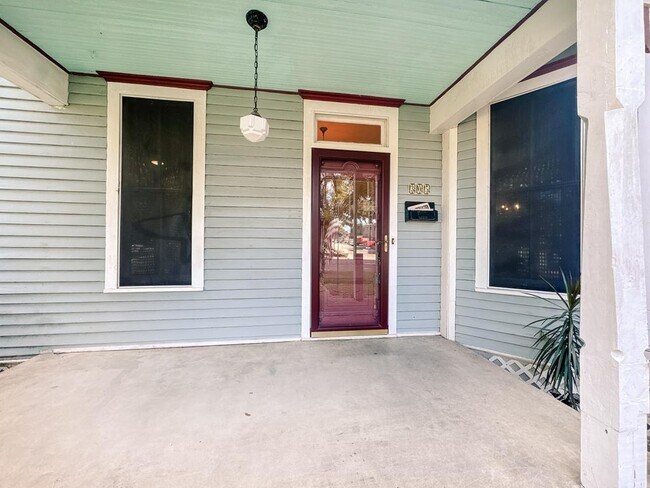 Foto del edificio - 305 W Brazos St