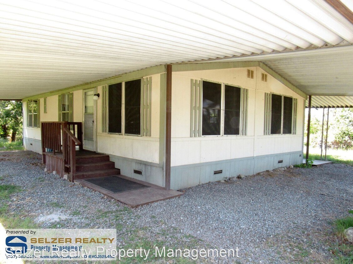 Primary Photo - 2 br, 2 bath House - 1840 East Hill Rd.