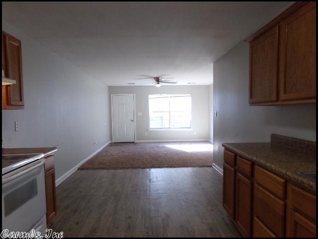 Building Photo - 3205 Ludwig St