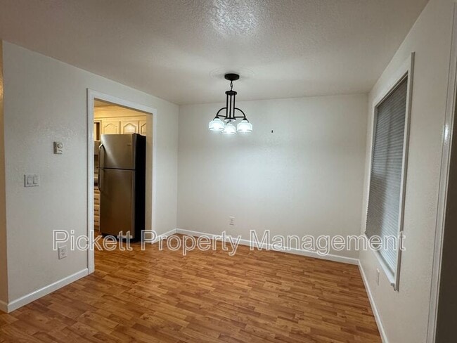 Foto del edificio - 3935 NW Fairway Ln