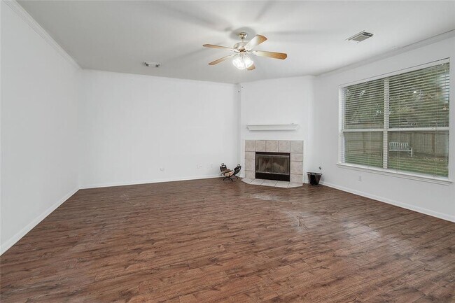 Foto del edificio - 6036 Mesa Verde Cir