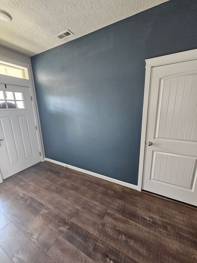 Foto del edificio - Charming 3-Bedroom Home