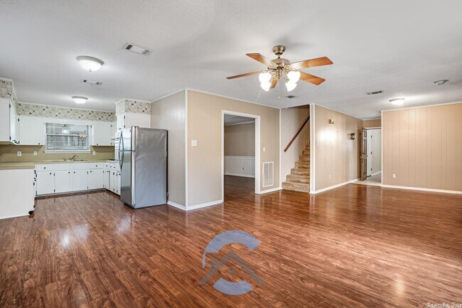 Building Photo - 7 Pleasant Cove