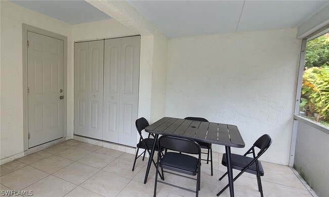 Building Photo - 307 SW 47th Terrace