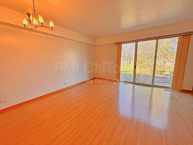 Building Photo - 1172 Regency Dr