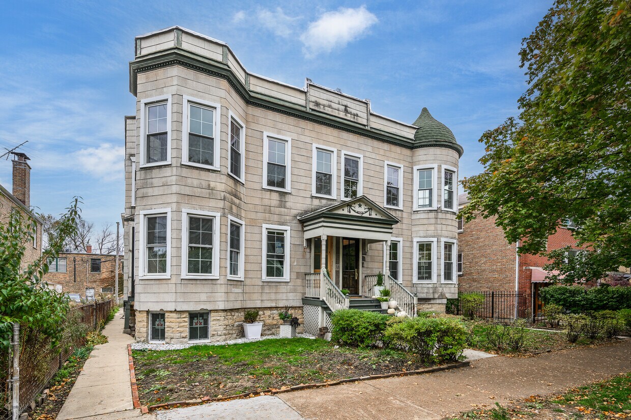 1621 W Balmoral Ave Unit 1621 W Balmoral av 2W, Chicago, IL 60640