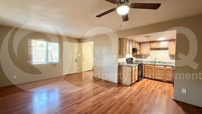 Building Photo - 2634 N 43rd Ave