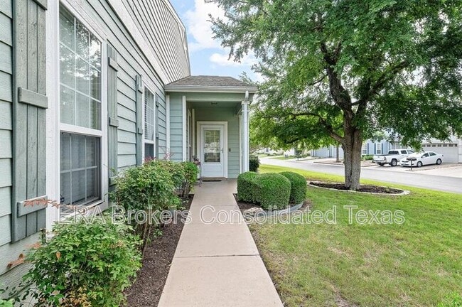 Building Photo - 109 Providence St