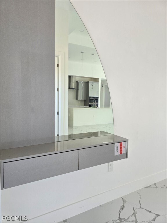 Foto del edificio - 3313 8th St W