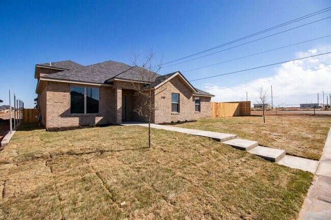 Foto del edificio - 2700 Tampa Bay Ave